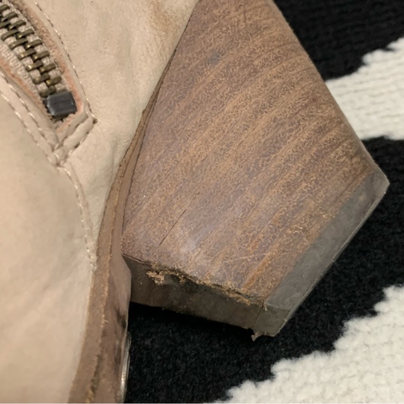 Frye Reina Ash Leather Ankle Booties Size 9 - Picture 11 of 15